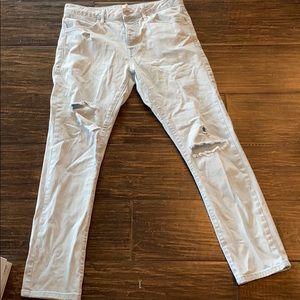 light wash jeans. size 32 W and L 30. Top man